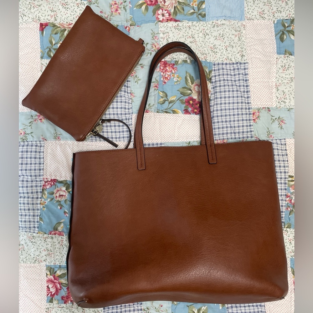 Chelsea 28 Brown faux leather tote bag With removable pouch
